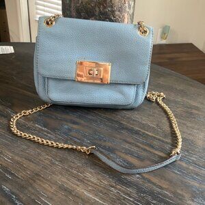 MICHAEL KORS Blue Pebbled Leather Shoulder/Crossbody Bag with Gold Chain